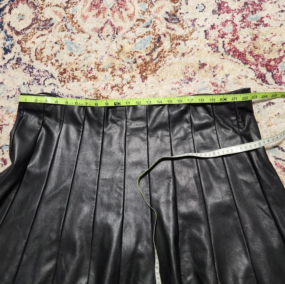 Eloquii Faux Leather Skirt Black Size 24 - Picture 8 of 11